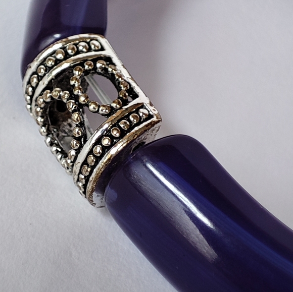 Navy Blue Lucite Curved Stretch Bracelet Vintage Silver Metal Beads NEW - Picture 4 of 9